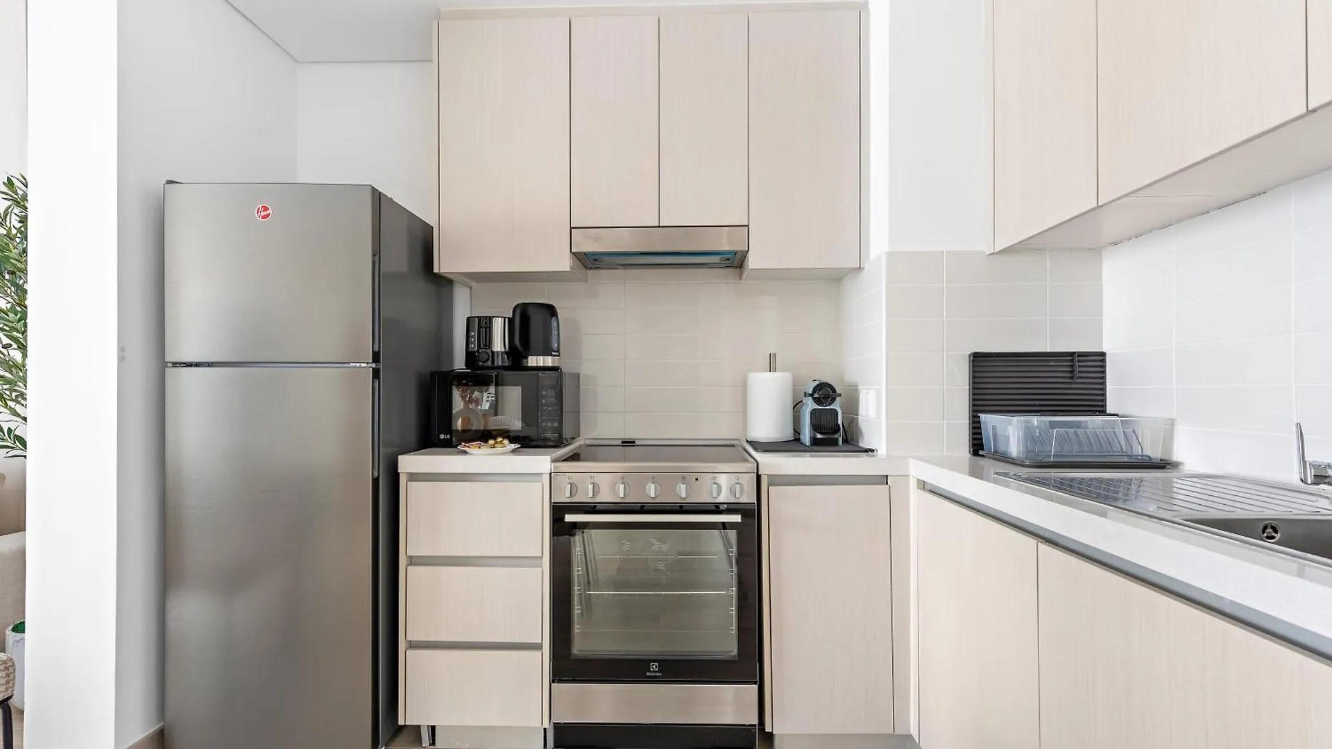 Silkhaus Chic 1Bdr With Canal View On Yas Island Abu Dhabi 0*,