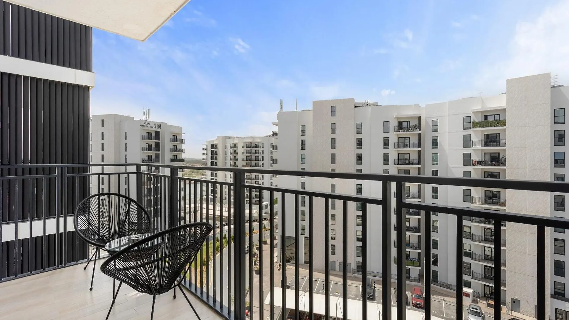 Silkhaus Chic 1Bdr With Canal View On Yas Island Abu Dhabi Apartment